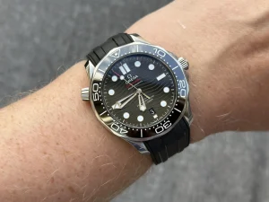 Clearance Watch Wear Gummi SMP300 – Svart