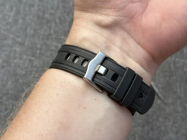 Clearance Watch Wear Gummi SMP300 – Svart