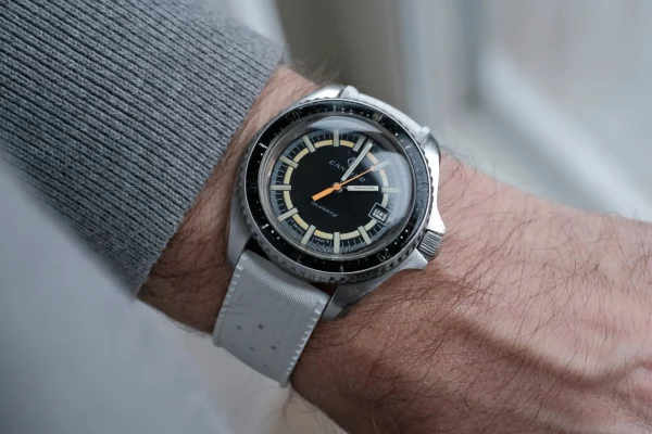 Hot Watch Wear Gummi Tropic FKM – Vit